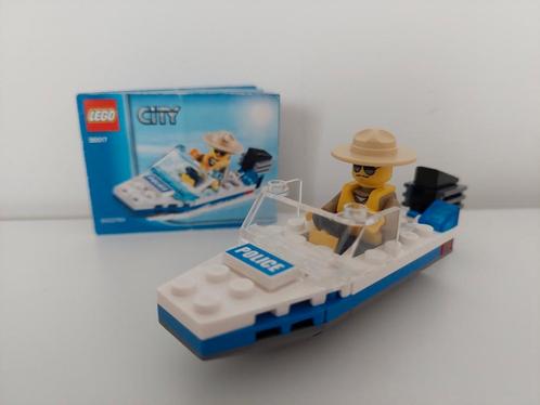 LEGO polybag 30017 - Politieboot, Kinderen en Baby's, Speelgoed | Duplo en Lego, Zo goed als nieuw, Lego, Complete set, Ophalen of Verzenden