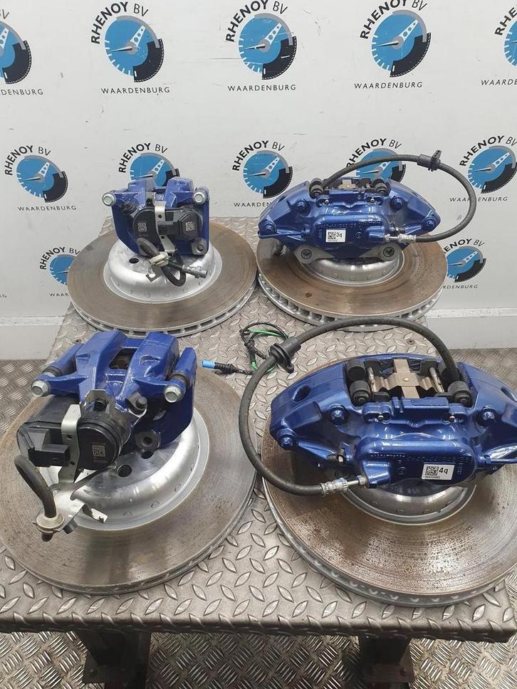 BMW M remmenset van hagelnieuwe BMW 2 serie G42 met remschij, Autos : Pièces & Accessoires, Freins & Transmission, Utilisé, ARN reconnu