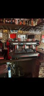 Bonjour vend espresso royal como neuf trois grupes, Offres d'emploi