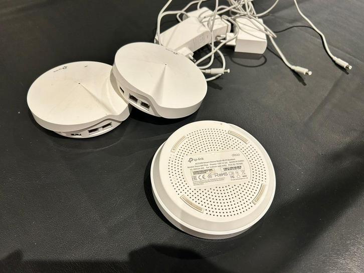 TP-Link Deco M9 Plus (AC2200) – Pack van 3 mesh WiFi-units, Computers en Software, WiFi-versterkers, Zo goed als nieuw, Ophalen of Verzenden