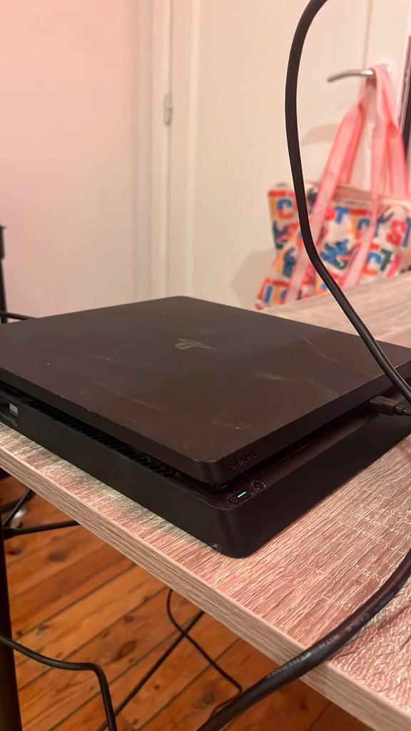 Playstation 4 perfecte staat, Games en Spelcomputers, Spelcomputers | Sony PlayStation 4, Zo goed als nieuw, Slim, 500 GB, Met 1 controller