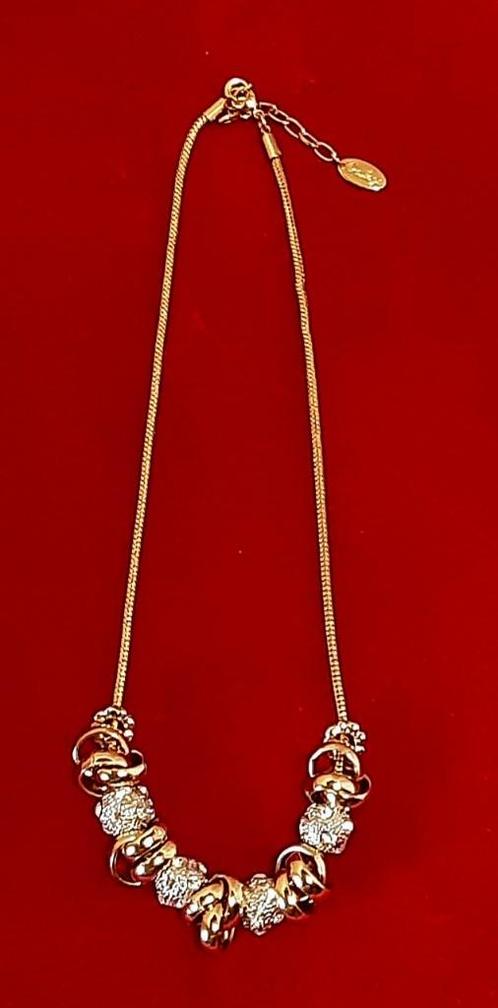 Mooie retro goudkleurige Halsketting Chartage, Handtassen en Accessoires, Kettingen, Zo goed als nieuw, Met hanger, Met kristal