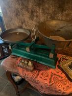 Oude weegschaal met gewichten, Ophalen, Zo goed als nieuw