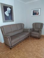 Lederen salon, Ophalen, Zo goed als nieuw