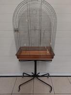 Ruime parkieten kooi 55x28x80 hoogte 150. 0486 215927