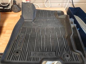 Originele vloermatten rubber Ford Kuga mk3 2019-2024 beschikbaar voor biedingen