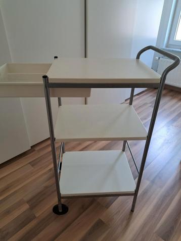Roltafel  beschikbaar voor biedingen