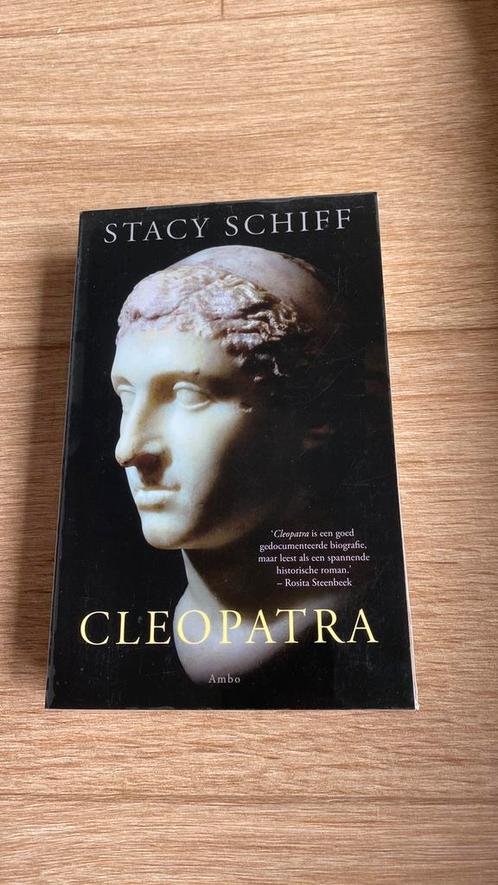 Stacy Schiff - Cleopatra, Livres, Livres Autre, Comme neuf, Enlèvement