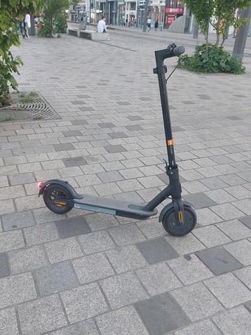 Elektrische step essential, Enlèvement ou Envoi, Comme neuf