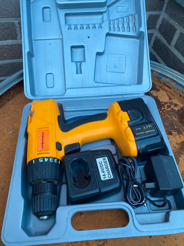 Perceuse et visseuse Monza 14,4 V, Bricolage & Construction, Outillage | Foreuses, Utilisé, Foreuse et Perceuse, 400 à 600 watts