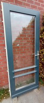 Houten buitendeur met dubbel glas (veiligheidsglas)., Doe-het-zelf en Bouw, Deuren en Vliegenramen, Ophalen, Gebruikt, 80 tot 100 cm