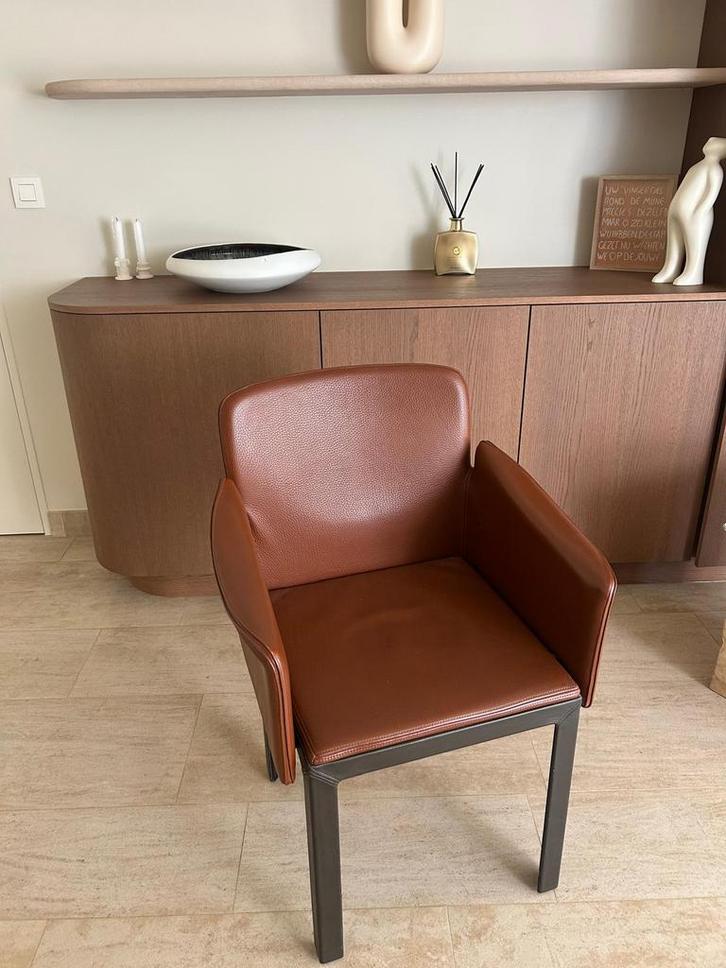 Design durlet set: tafel +stoelen, Huis en Inrichting, Stoelen, Zo goed als nieuw, Leer, Ophalen