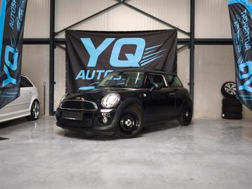 Mini Cooper one facelift panoramisch schuifdak airco  beschikbaar voor biedingen