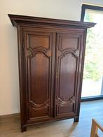 Antieken kleerkast, Enlèvement