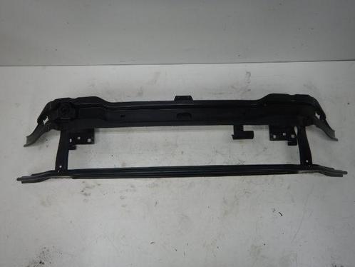 VW Tiguan 5NA Bumperbalk Voorbumper + Strip 5NA807109, Auto-onderdelen, Carrosserie, Bumper, Volkswagen, Gebruikt, Ophalen of Verzenden