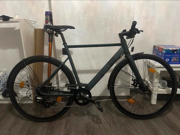 Snelle stadsfiets Speed 900 groen Decathlon beschikbaar voor biedingen