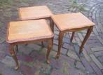 2 Retro Houten Bijzettafeltjes - 36x26x40, Huis en Inrichting, Tafels | Bijzettafels, Ophalen of Verzenden, Zo goed als nieuw