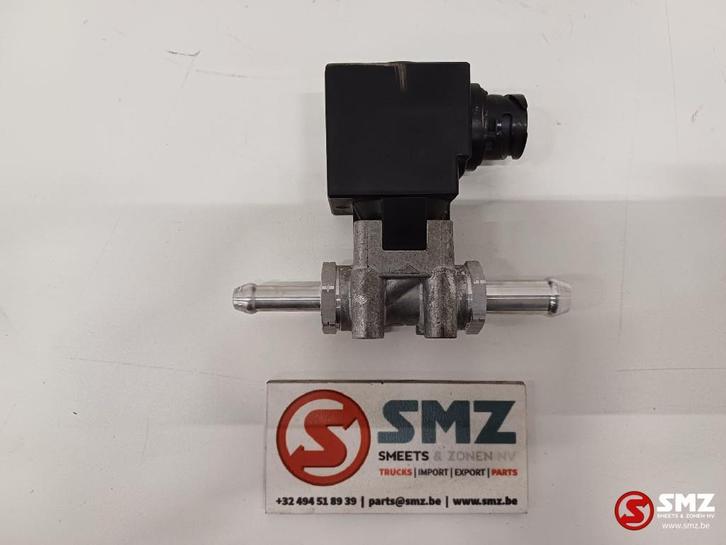 Solenoid valve Caterpillar, Articles professionnels, Machines & Construction | Pièces