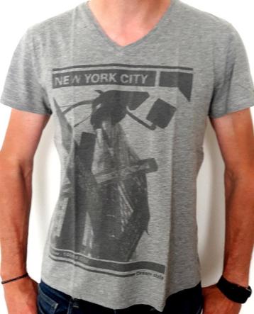 T-Shirt gris beschikbaar voor biedingen