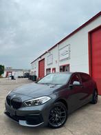 BMW 118i 2020 60000km Mvelgen/Navi/led/pdc, Auto's, BMW, Bedrijf, 5 deurs, Dealer onderhouden, Zilver of Grijs