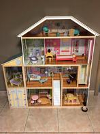 Groot hout poppenhuis met meubeltjes, Ophalen, Zo goed als nieuw, Poppenhuis