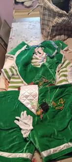 Carnaval costume hoeden, Ophalen