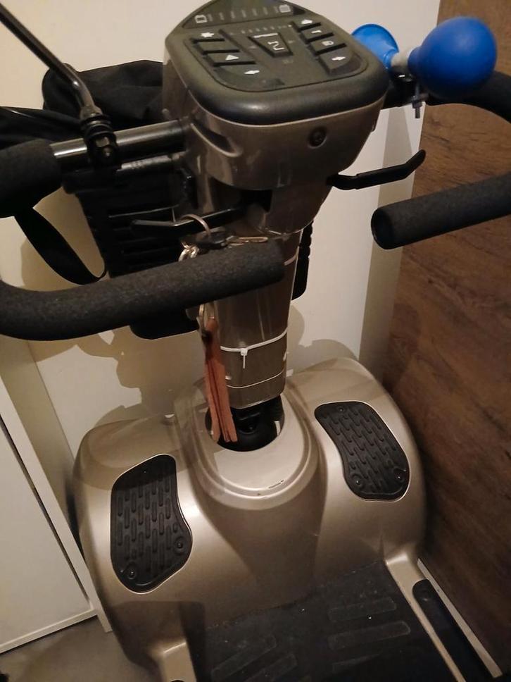 Scootmobiel ceres 4 deluxe, Diversen, Brommobielen en Scootmobielen, Vermeiren, Ophalen