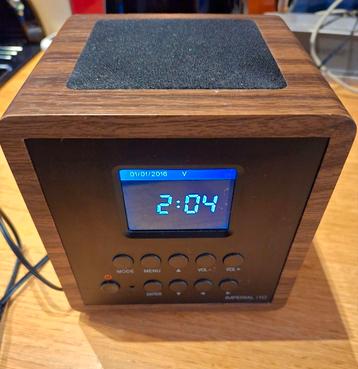 Radio / Reveil Internet WiFi - DAB Look: bois beschikbaar voor biedingen