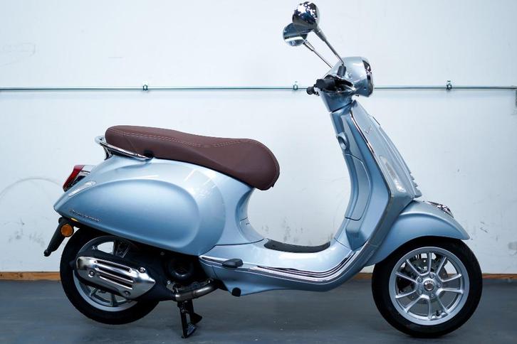 VESPA PRIMAVERA 45KM/H, Fietsen en Brommers, Scooters | Vespa, Nieuw, Overige modellen, Klasse B (45 km/u), Benzine, Ophalen of Verzenden