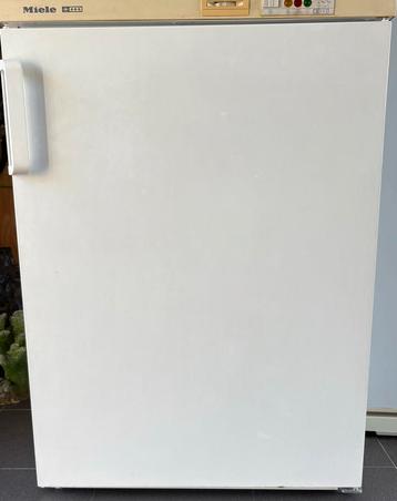 Kleine diepvriezer van Miele beschikbaar voor biedingen
