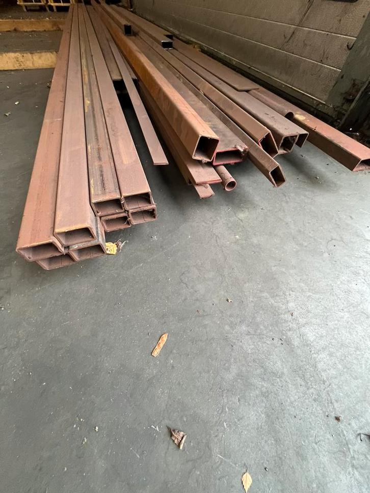 IJzeren profielen, Doe-het-zelf en Bouw, Metalen, Zo goed als nieuw, IJzer, Ophalen