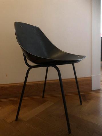 Pierre Guariche Coquillage stoel ~ Meurop, jaren ‘60 beschikbaar voor biedingen