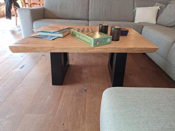 Belle table basse - bois sur structure en métal noir !, Enlèvement, Utilisé, Bois