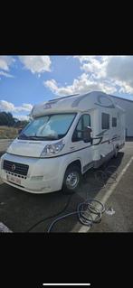 Adria matrix 680 5 zitplaatsen, Caravans en Kamperen, Mobilhomes, Fiat, Buitenlamp, Koelkast, Particulier