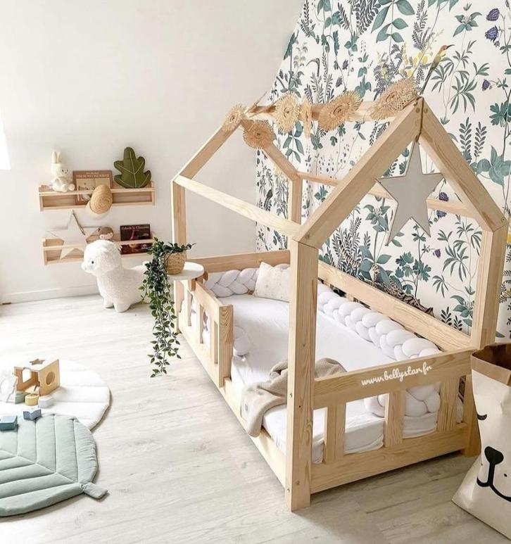 Lit cabane Bellystar, Kinderen en Baby's, Kinderkamer | Bedden, Zo goed als nieuw, 140 tot 160 cm, 70 tot 85 cm, Lattenbodem, Matras