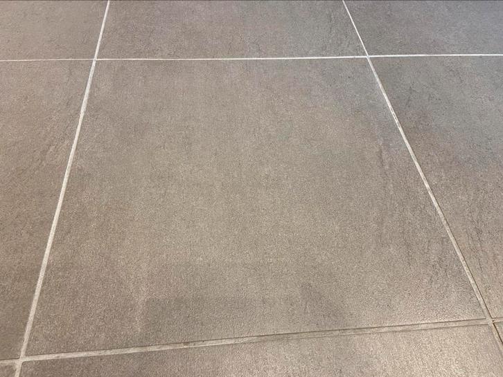 Tegels grijs 45x45cm 18 stuks 4m2, Doe-het-zelf en Bouw, Tegels, Nieuw, Vloertegels, Keramiek, 40 tot 60 cm, 40 tot 60 cm, Minder dan 5 m²