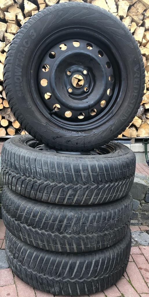Winterbanden set op velg 185 / 65 / R15 88T., Auto-onderdelen, Banden en Velgen, Banden en Velgen, Winterbanden, 15 inch, 185 mm