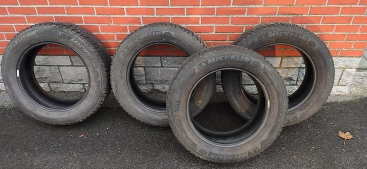 4 17-INCH „MICHELIN LATITUDE” WINTERBANDEN, Auto-onderdelen, Banden en Velgen, Band(en), Winterbanden, 17 inch, Personenwagen