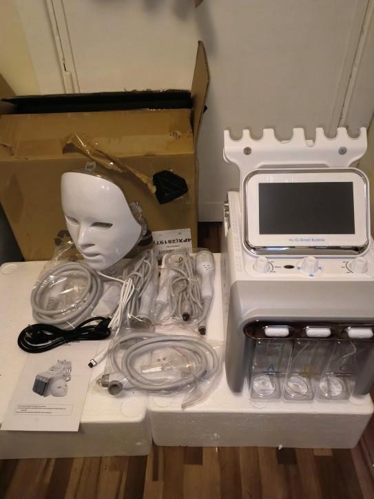 Hydra Aqua 7-in-1 gezichtsapparaat, Handtassen en Accessoires, Uiterlijk | Gezichtsverzorging, Nieuw, Reiniging, Ophalen of Verzenden