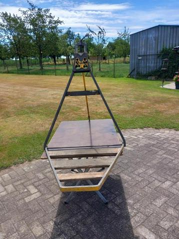 Pijpenklem. beschikbaar voor biedingen