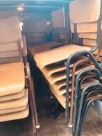 Vintage houten schoolstoelen, stapelstoelen perfecte staat, Antiek en Kunst, Ophalen