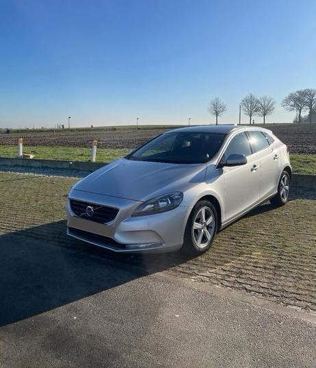 Volvo V40 Automatic Full Leder Diesel Euro 5, Auto's, Volvo, Particulier, V40, Airbags, Airconditioning, Alarm, Bluetooth, Climate control
