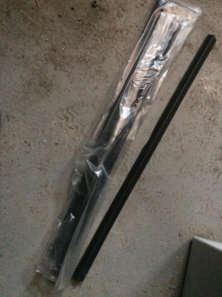 Raamsnorren Mercedes w123, w126, nieuw, Auto-onderdelen, Ruiten en Toebehoren, Mercedes-Benz, Oldtimer onderdelen, Nieuw, Ophalen of Verzenden