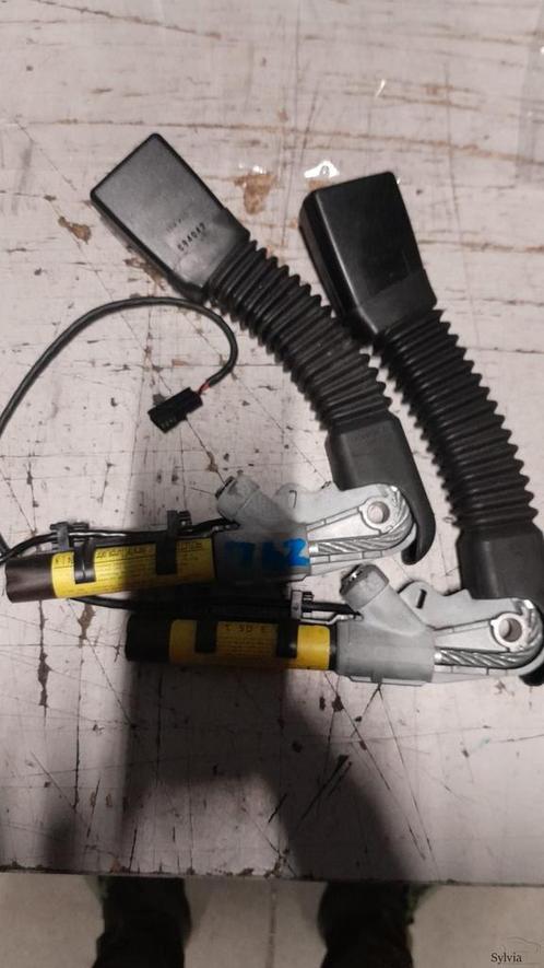 Gordelspanner insteek links BMW X3 E83 X5 E53  Z4 E85 E86 72, Auto-onderdelen, Dashboard en Schakelaars, Gebruikt, Ophalen of Verzenden