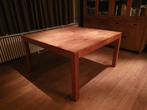 Table à manger carrée, Maison & Meubles, Tables | Tables à manger, Enlèvement, Utilisé