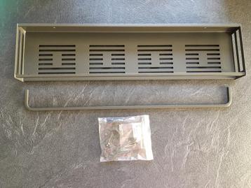 Kruidenrekje keuken beschikbaar voor biedingen