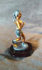 beeldje lopende vrouw, Ophalen of Verzenden