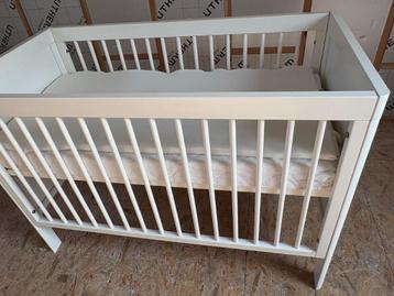 Set: Troll Bed Lukas wit 60x120cm + ABZmatras + aerosleep beschikbaar voor biedingen