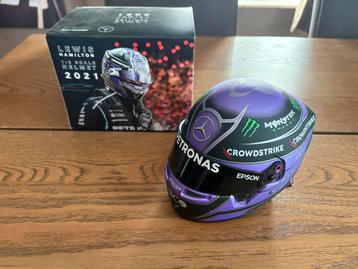 Lewis Hamilton Mini Helm Mercedes 2021 Bell 1/2 beschikbaar voor biedingen