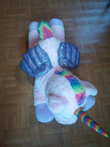 Grande peluche licorne rose neuve  beschikbaar voor biedingen
